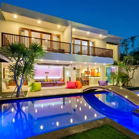 Villa True Colors