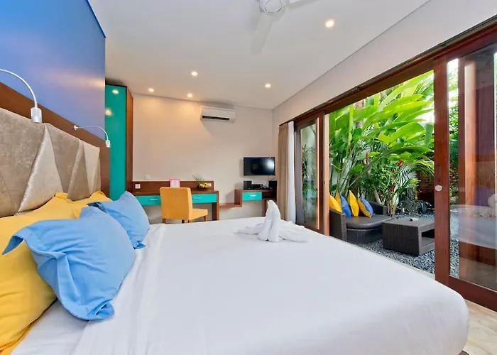 True Colors 6br Villa Legian (Bali)