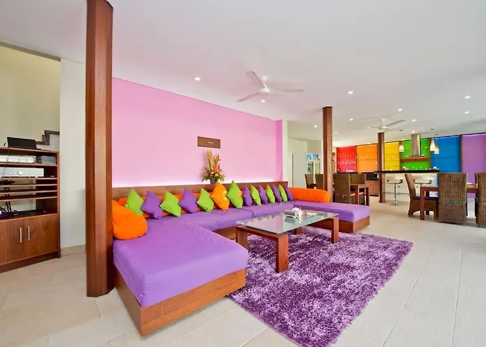Villa True Colors 6br Legian (Bali)