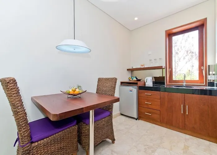 True Colors 6br Villa
